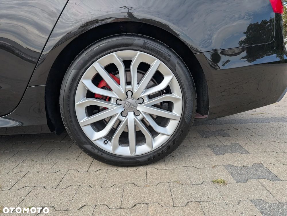 Audi A6 Avant 3.0 TDI DPF quattro tiptronic - 32