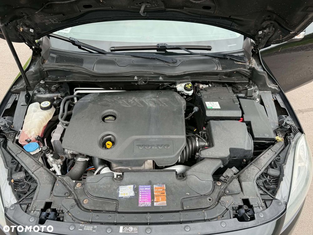 Volvo V40 - 17