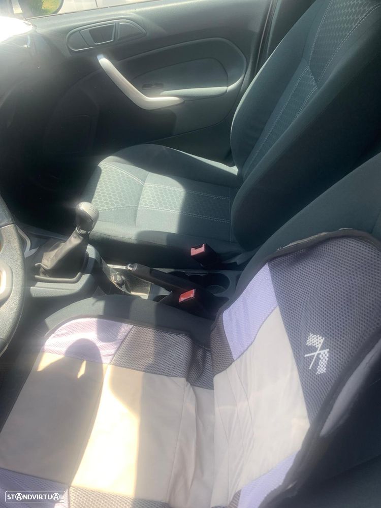 Ford Fiesta 1.25 Trend - 3