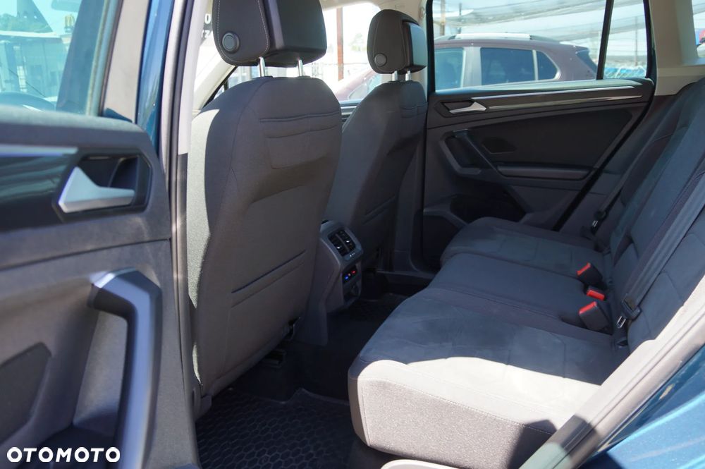 Volkswagen Tiguan 2.0 TSI 4Mot Elegance DSG - 28