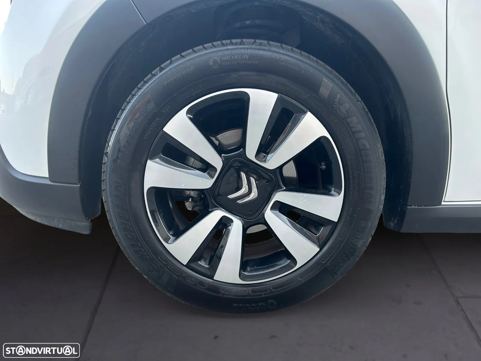 Citroën C3 1.2 PureTech Max - 9