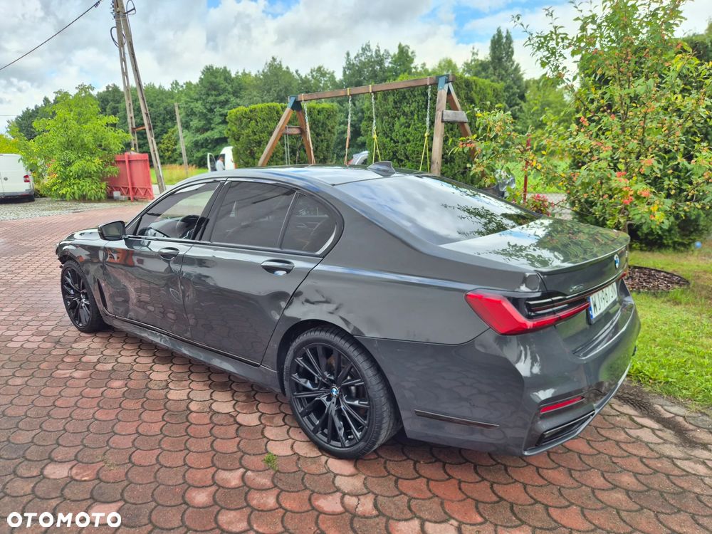 BMW Seria 7 740d xDrive mHEV sport - 8