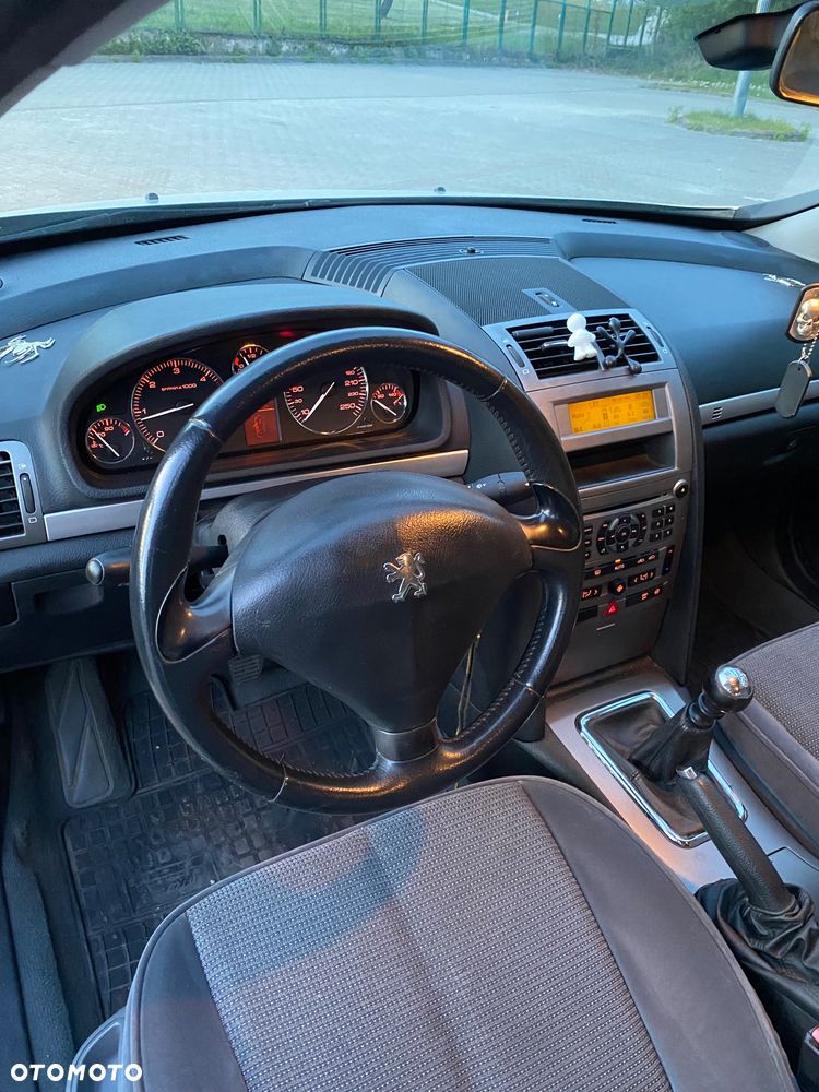 Peugeot 407 2.0 HDI ST Komfort EU4 - 12
