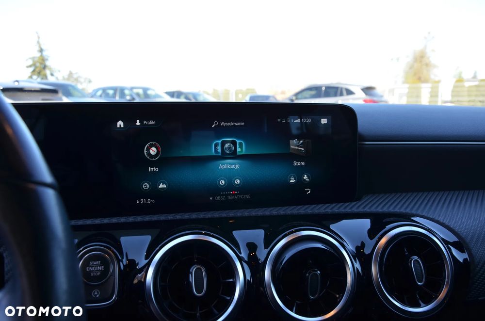 Mercedes-Benz CLA 180 d - 27