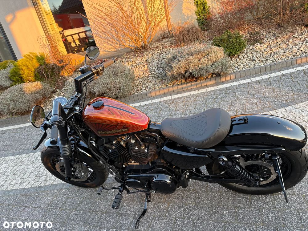 Harley-Davidson Sportster Forty-Eight - 13