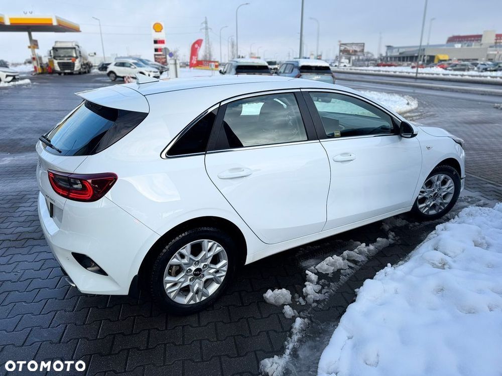 Kia Ceed 1.5 T-GDI M DCT - 5