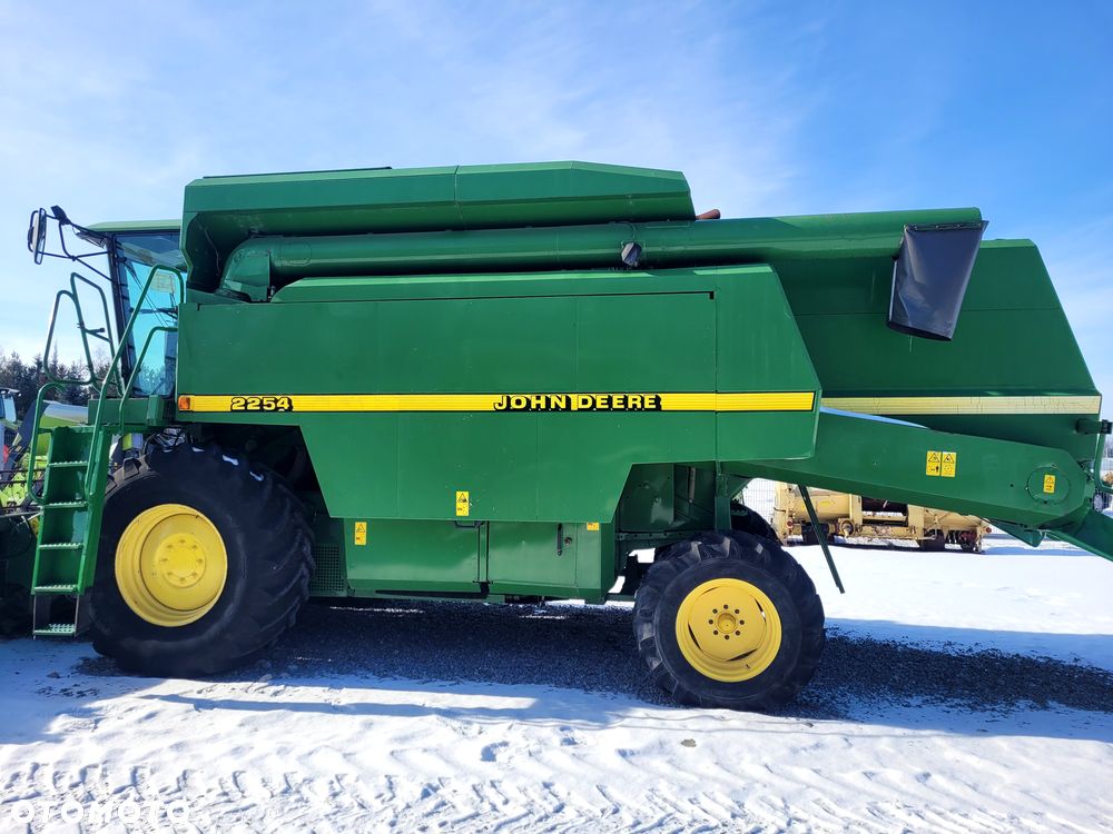 John Deere 2254 - 4
