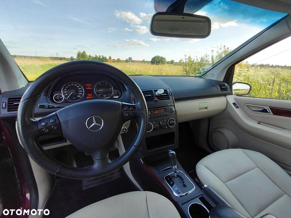 Mercedes-Benz Klasa A 180 CDI Autotronic Avantgarde - 19