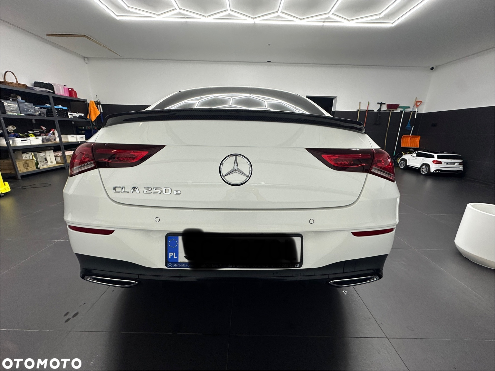 Mercedes-Benz CLA - 21