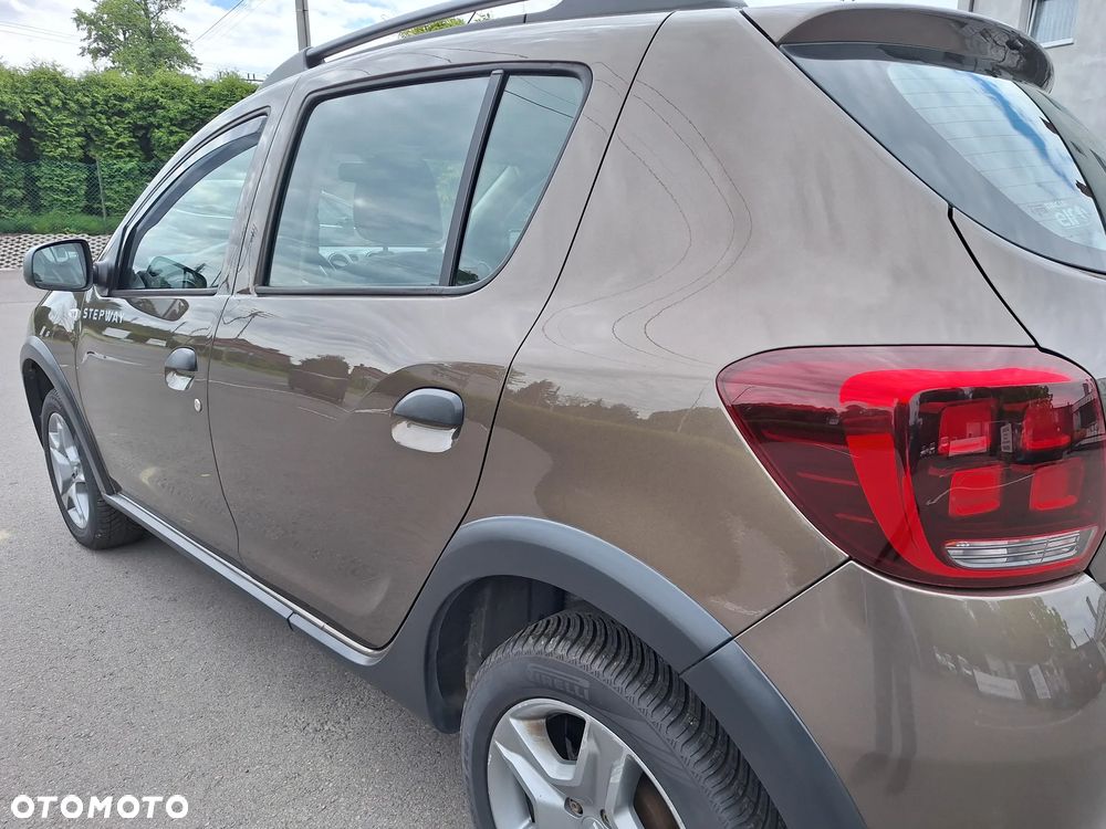 Dacia Sandero Stepway TCe 90 (S&S) Prestige - 11