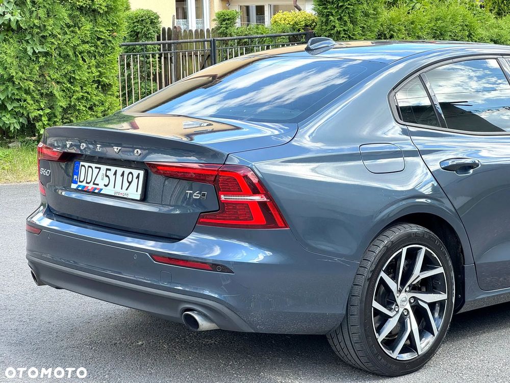 Volvo S60 T6 AWD Momentum Pro - 27