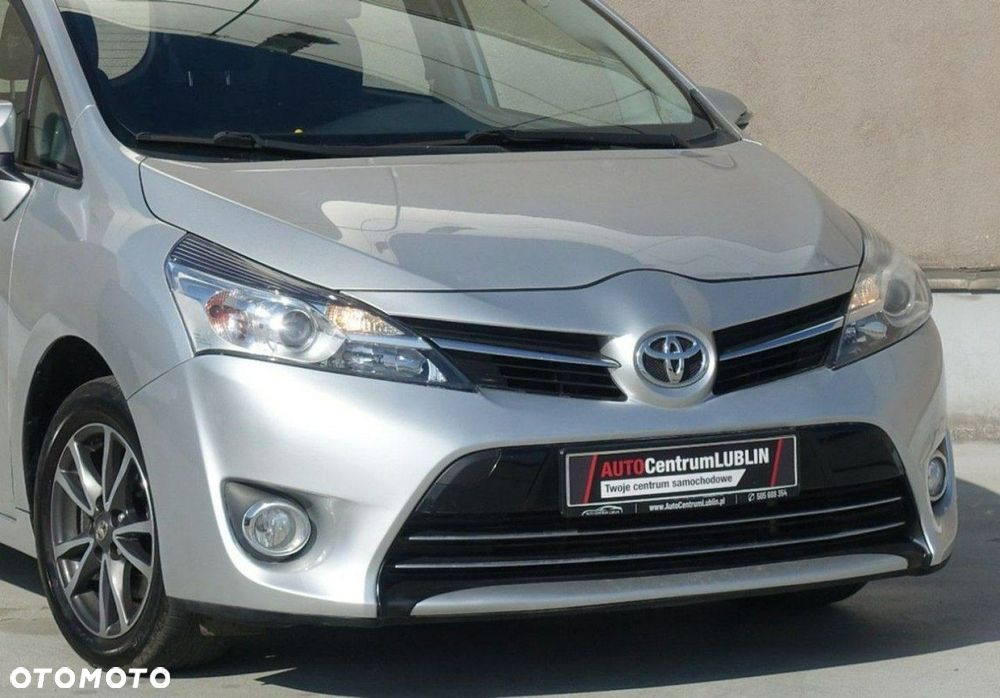 Toyota Verso - 4