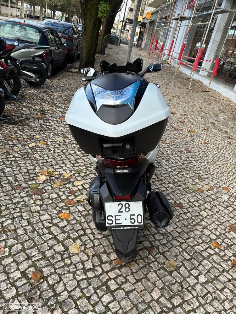Honda Forza - 4