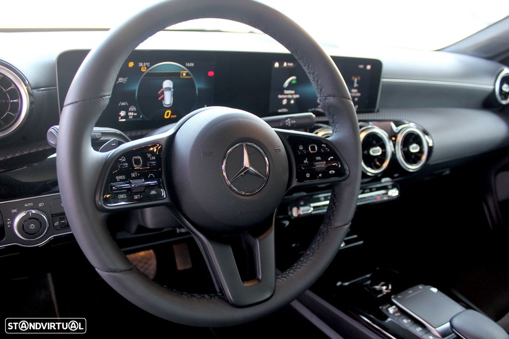 Mercedes-Benz CLA 180 d 7G-DCT Progressive - 16