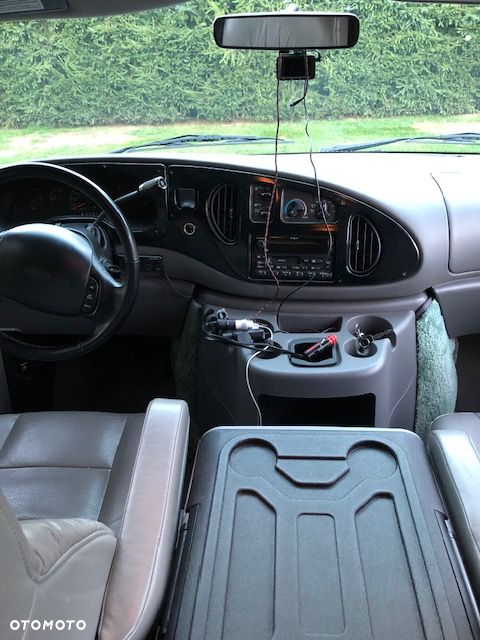 Ford Econoline - 18