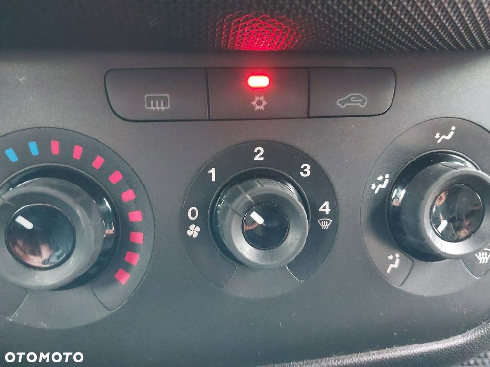 Fiat Punto 1.4 Easy S&S Euro6 - 20