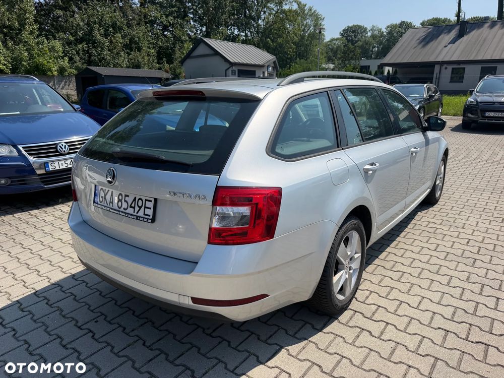 Skoda Octavia 1.6 TDI Ambition - 5