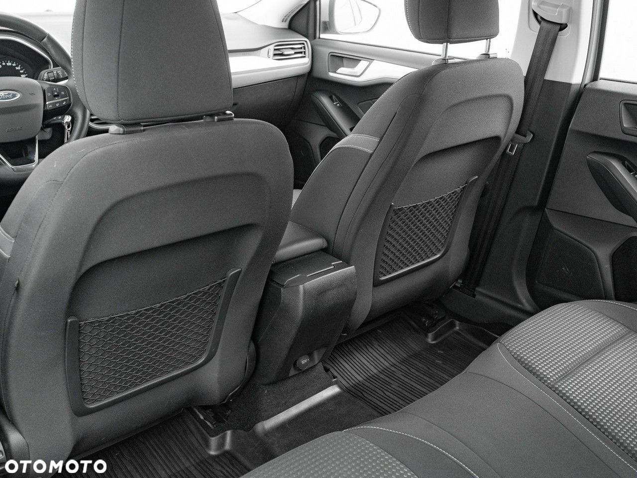 Ford Focus 1.5 EcoBlue Connected - 25