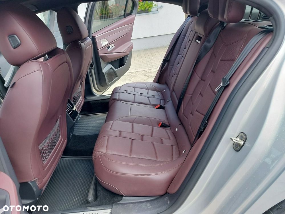 DS Automobiles DS 9 - 20