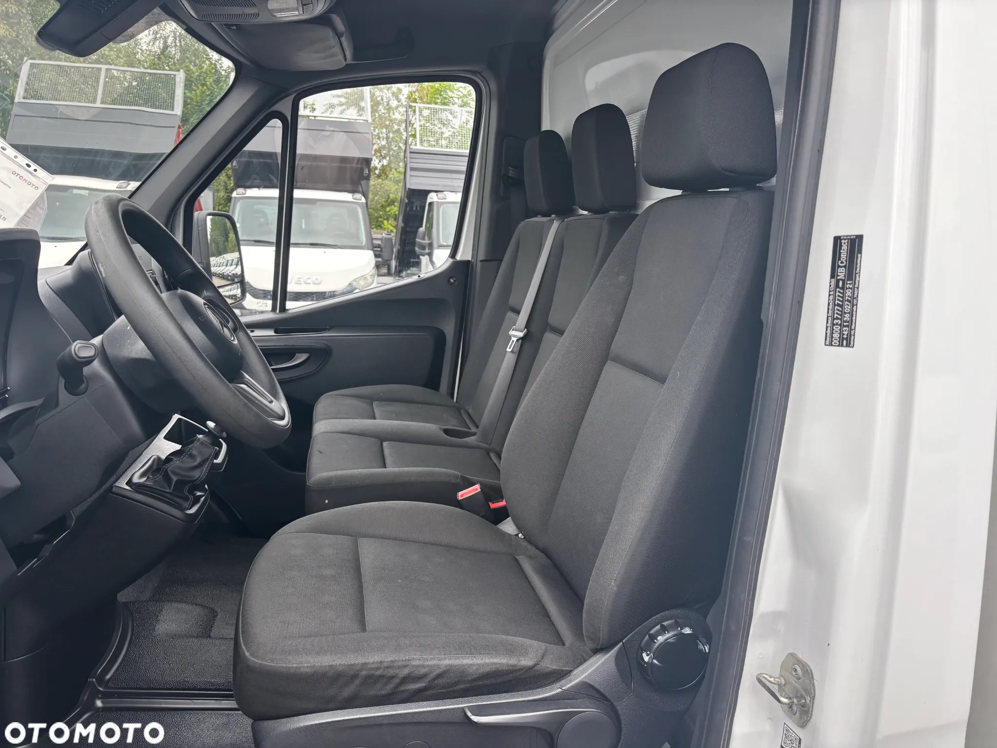 Mercedes-Benz SPRINTER 314,,316,,514,,516 - 8
