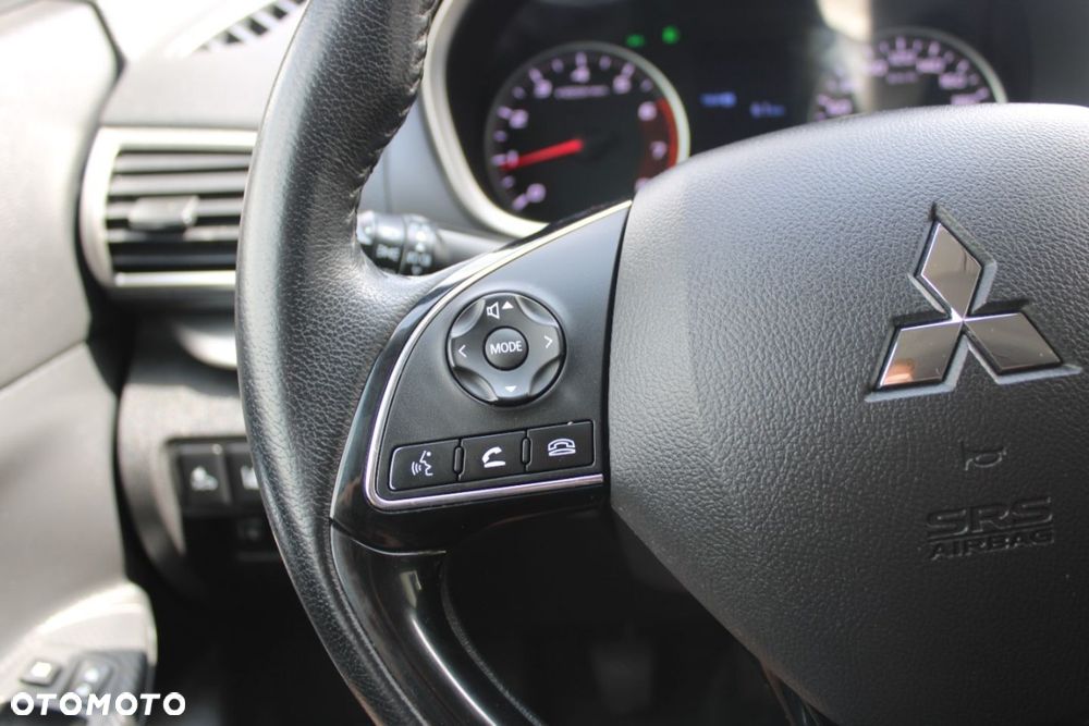 Mitsubishi Eclipse Cross - 35