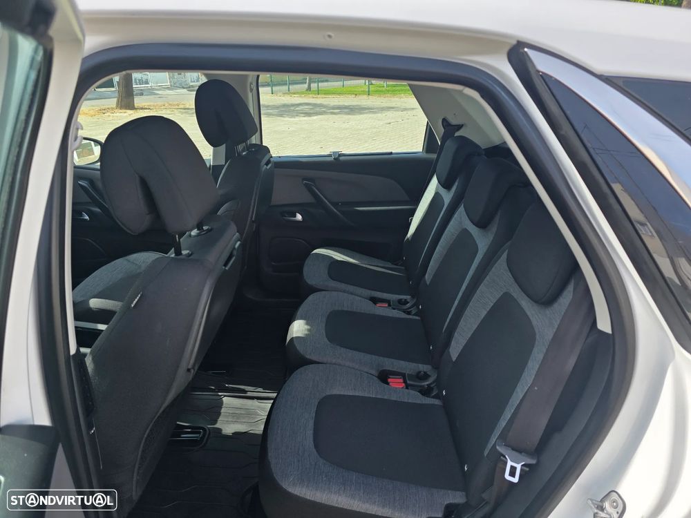 Citroën C4 Picasso 1.2 PureTech Live - 8