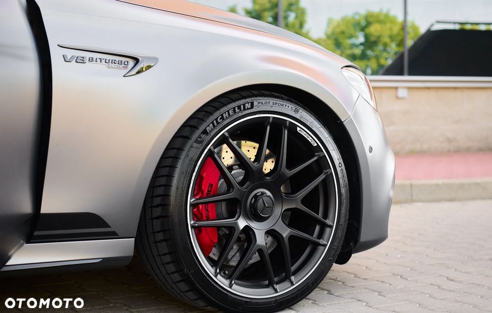Mercedes-Benz Klasa E AMG 63 S 4Matic AMG Speedshift 9G-MCT Edition 1 - 12