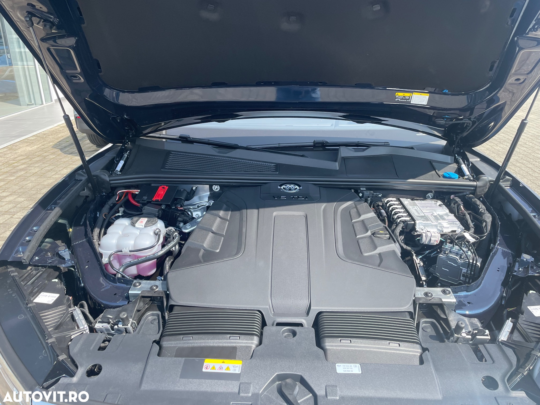Volkswagen Touareg V6 TDI R-Style - 27