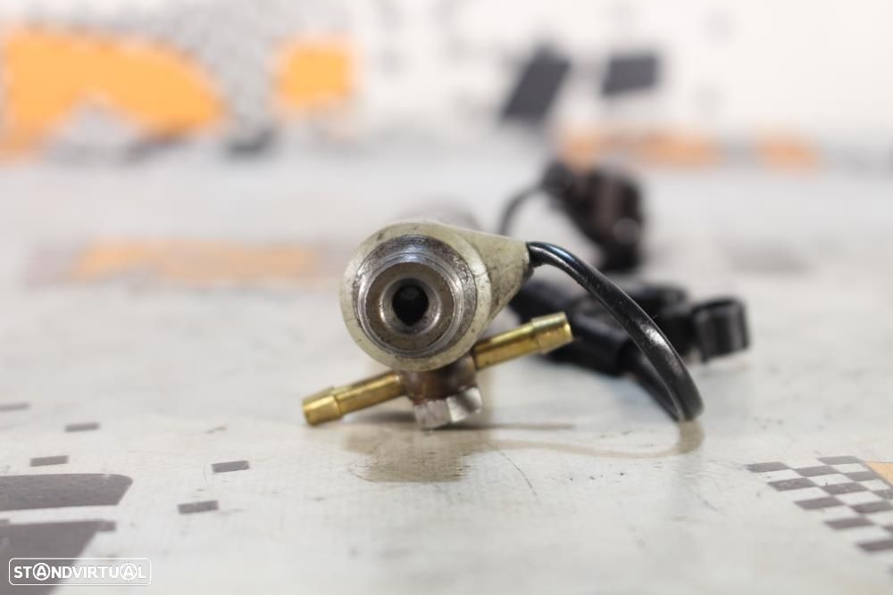 Injetor Audi A3 (8L1)  028130202Q / 0432193694 - 3