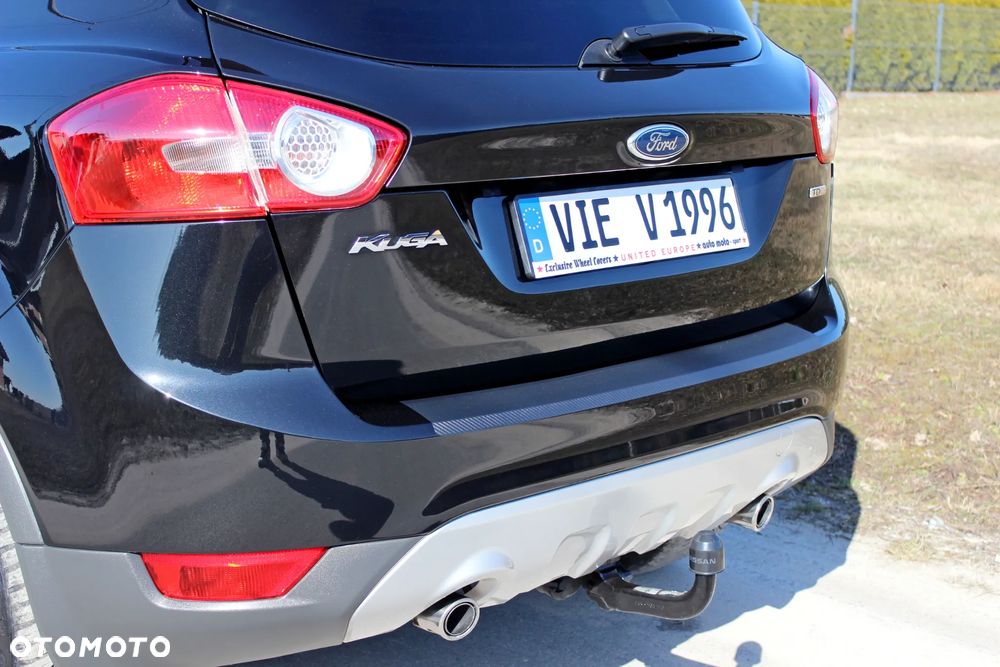 Ford Kuga 2.0 TDCi 2x4 Titanium - 14