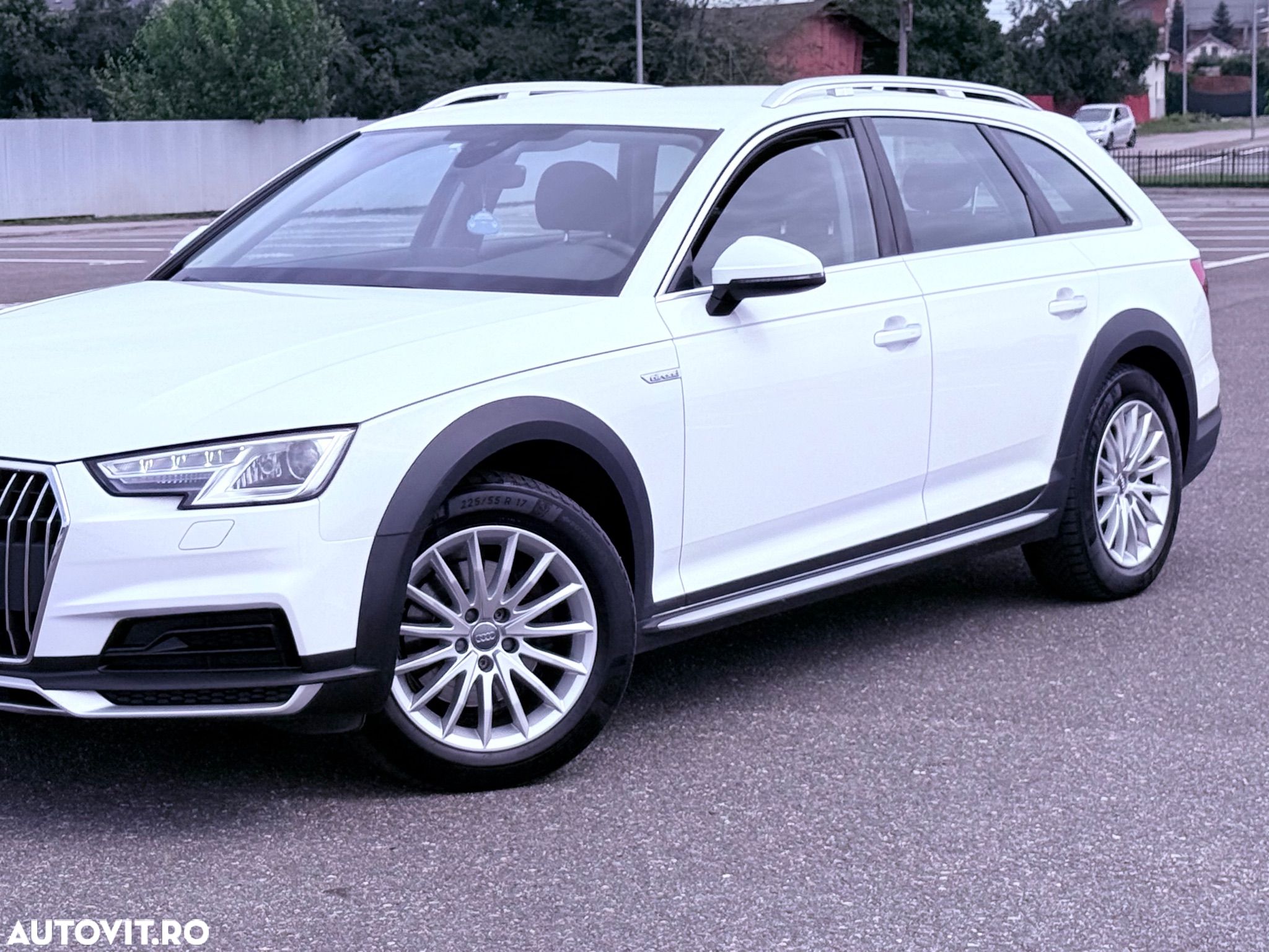 Audi A4 Allroad 2.0 TDI Quattro S tronic - 1
