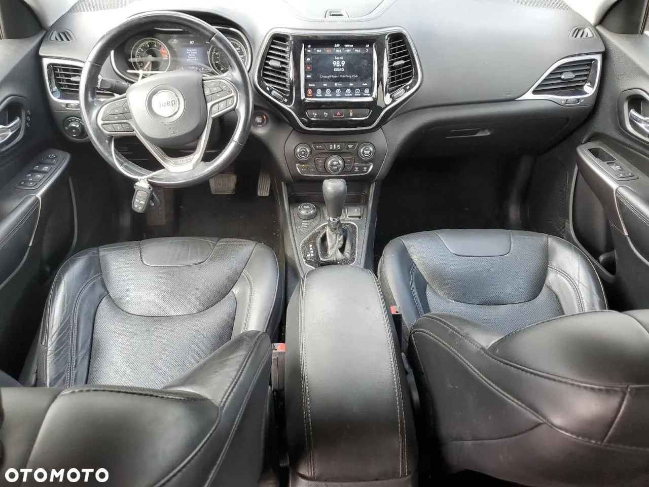 Jeep Cherokee - 8
