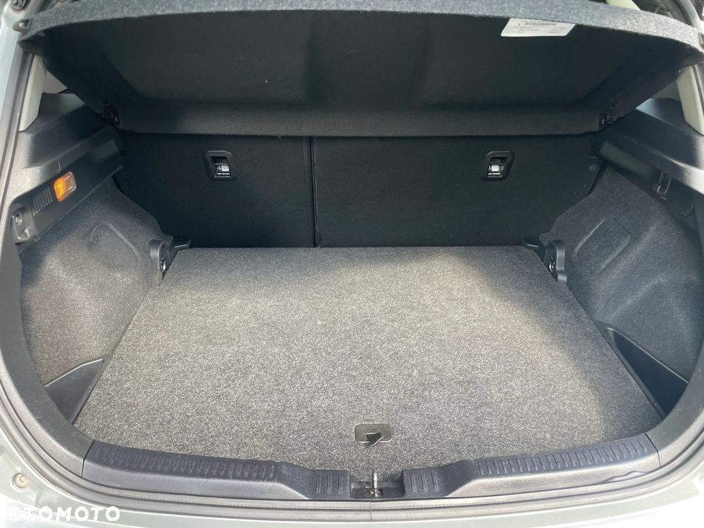 Toyota Auris 1.6 Comfort - 12
