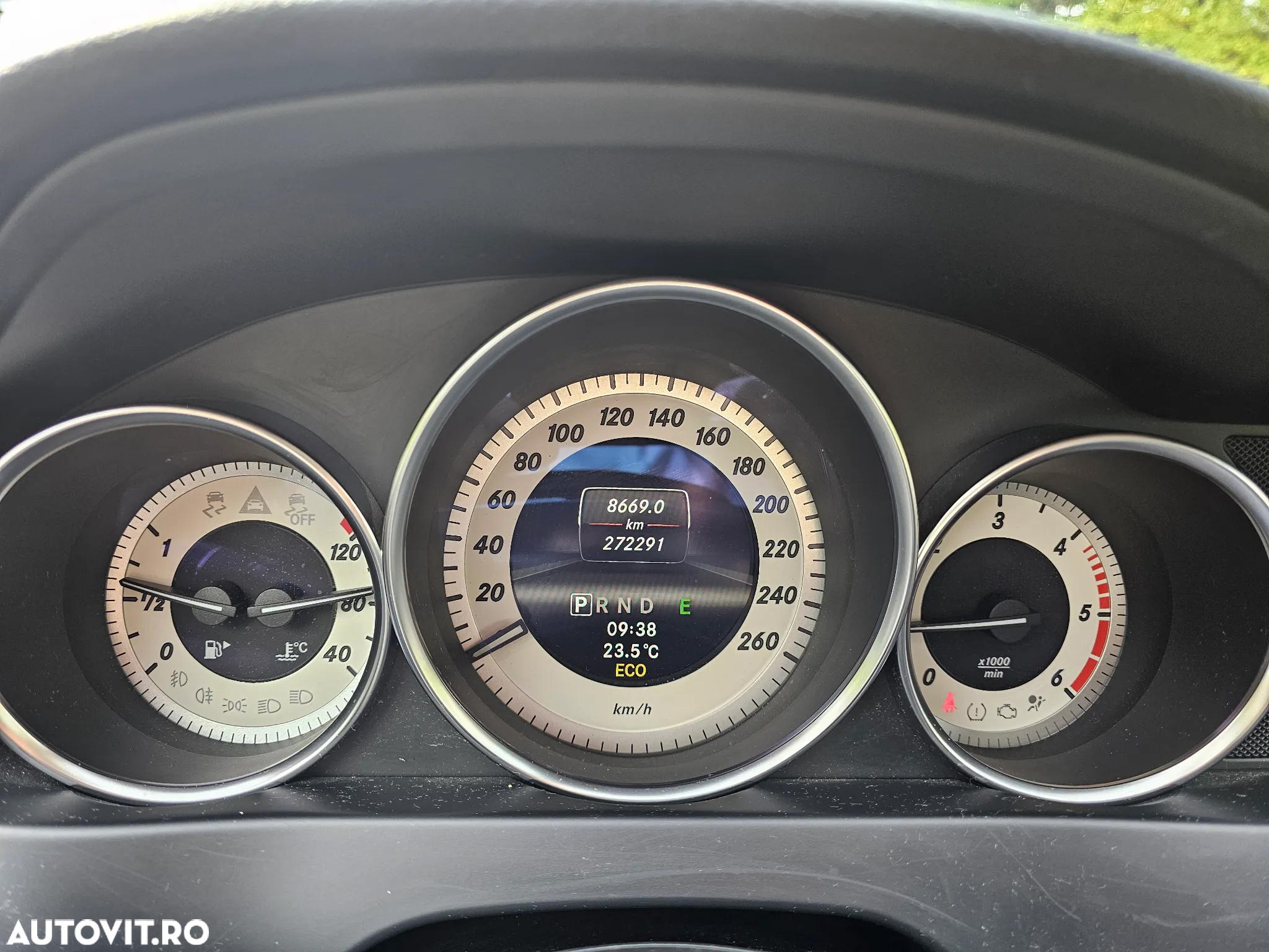 Mercedes-Benz C 220 CDI DPF (BlueEFFICIENCY) 7G-TRONIC Elegance - 14