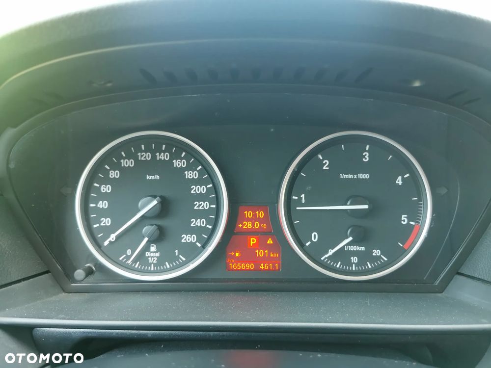 BMW Seria 5 520d - 12