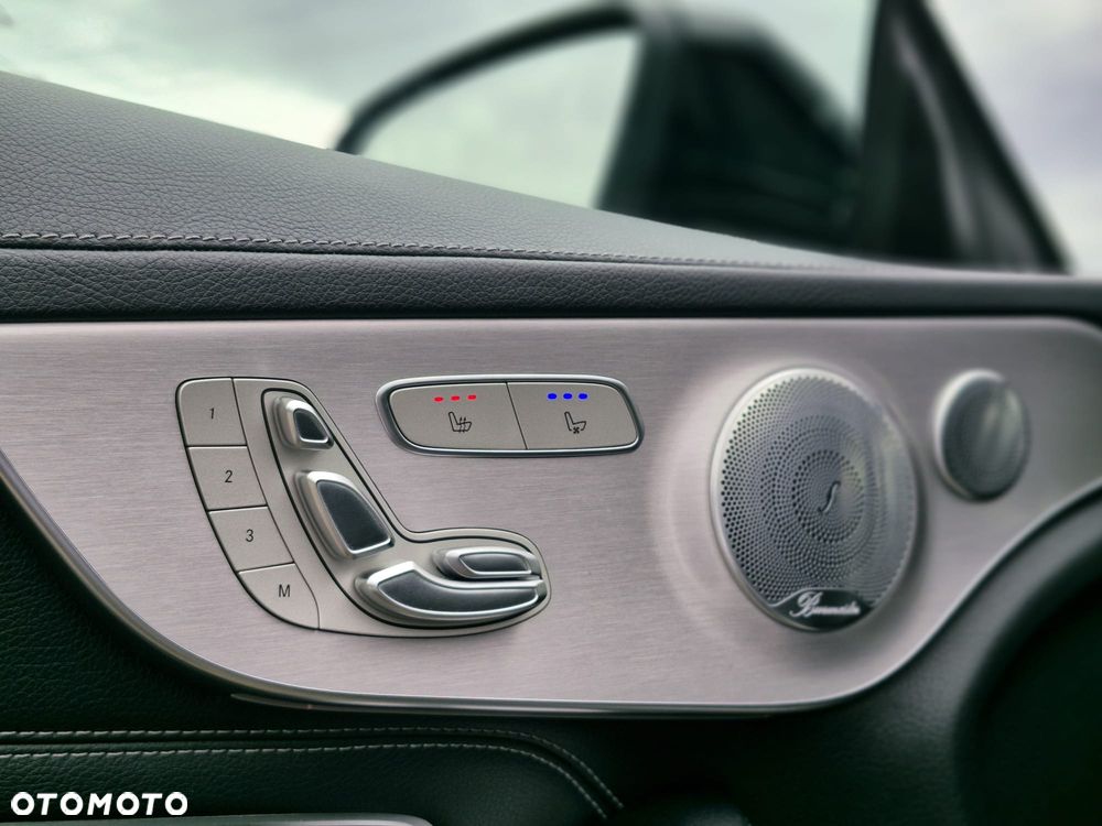Mercedes-Benz Klasa C 200 4MATIC 9G-TRONIC - 21