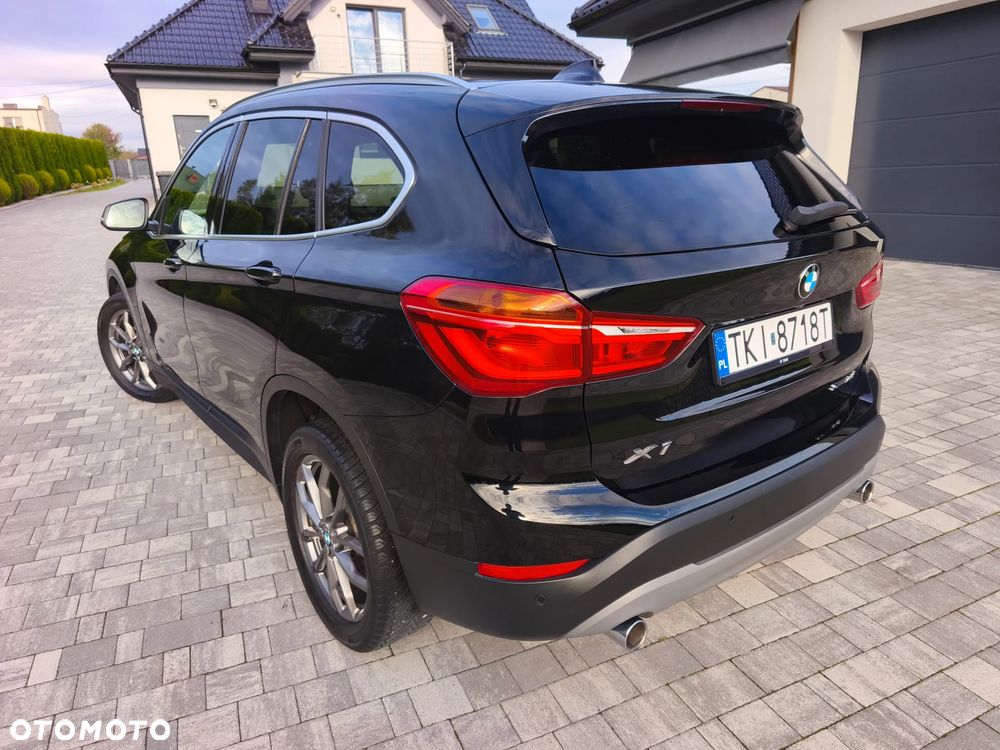 BMW X1 - 32
