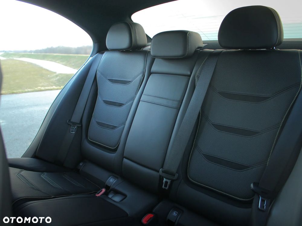 Mercedes-Benz Klasa C AMG 63 S E Performance PHEV 4-Matic - 20