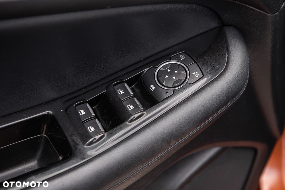Ford Edge - 19