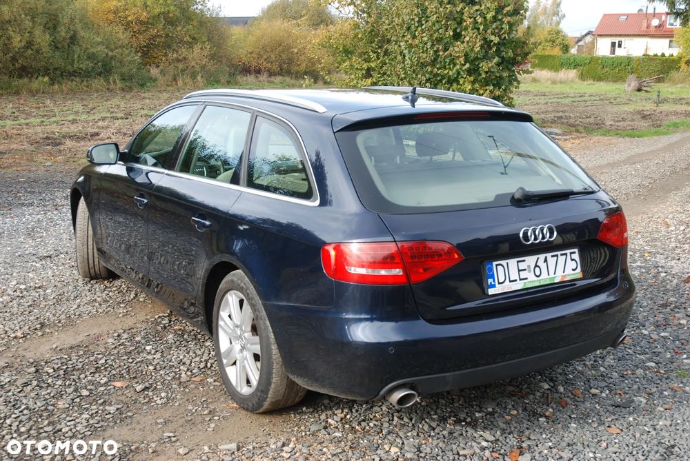 Audi A4 Avant - 9