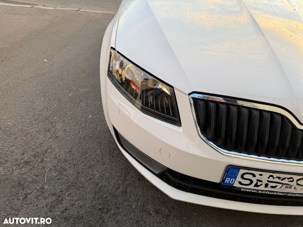 Skoda Octavia 2.0 TDI ELEGANCE DSG - 16