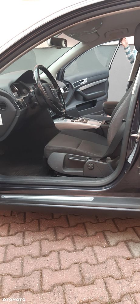 Audi A6 Avant 2.0 TDI Multitronic - 5