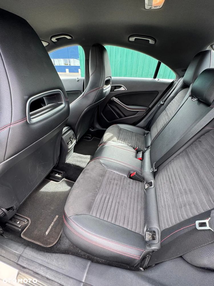 Mercedes-Benz CLA - 26
