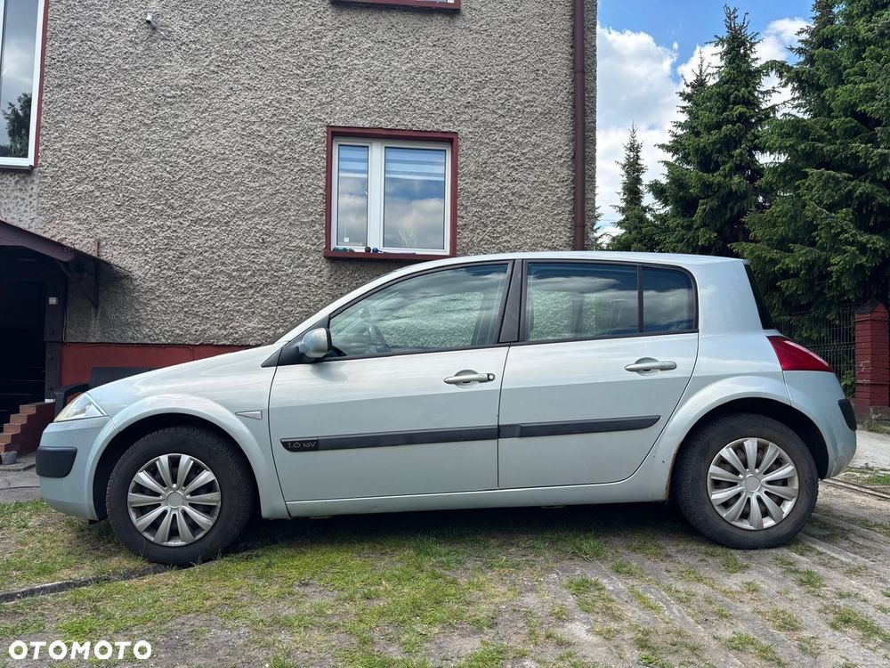 Renault Megane - 11
