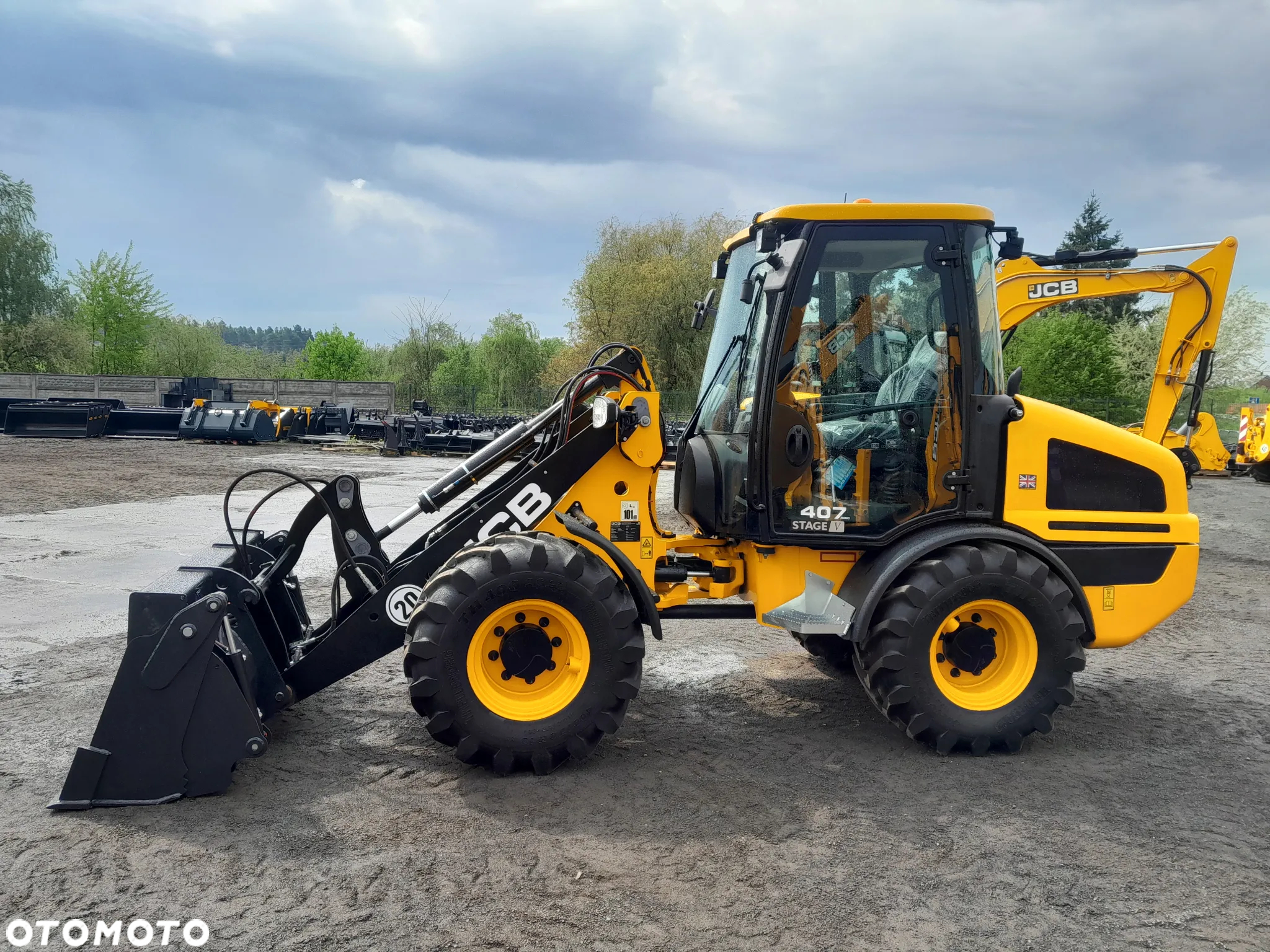 JCB 407 SV AG - 5