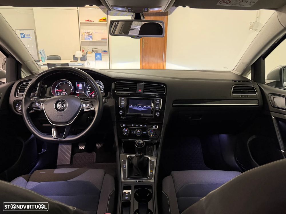 VW Golf Variant 1.6 TDi Highline - 38
