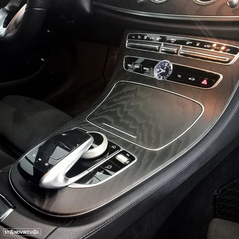 Mercedes-Benz E 300 de AMG Line - 14