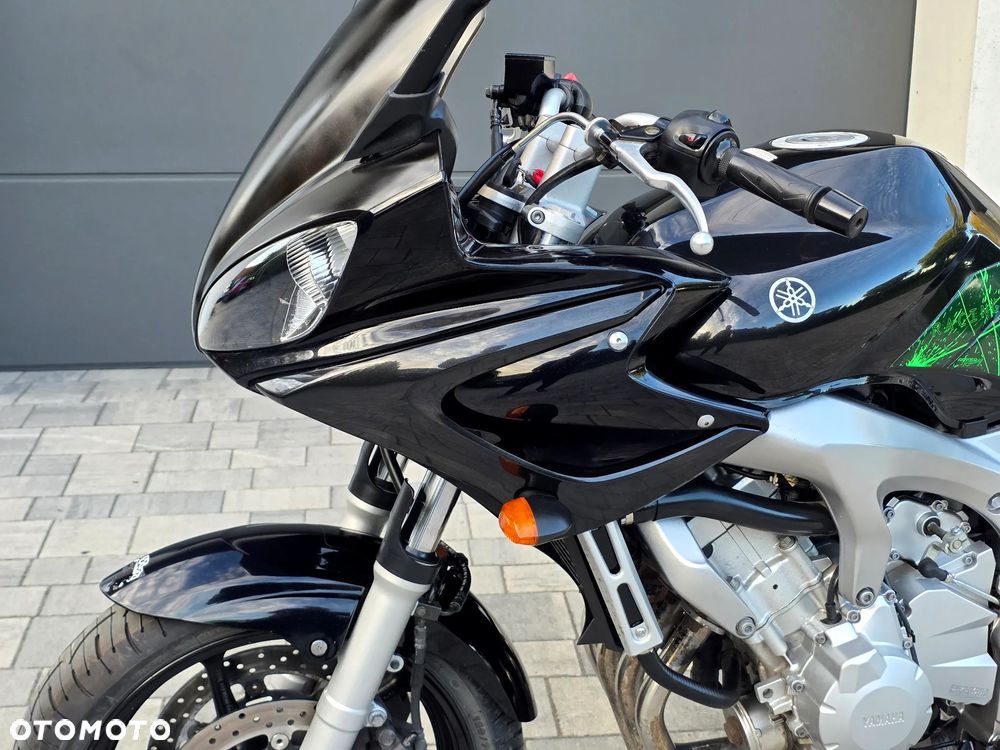 Yamaha FZ6 - 19