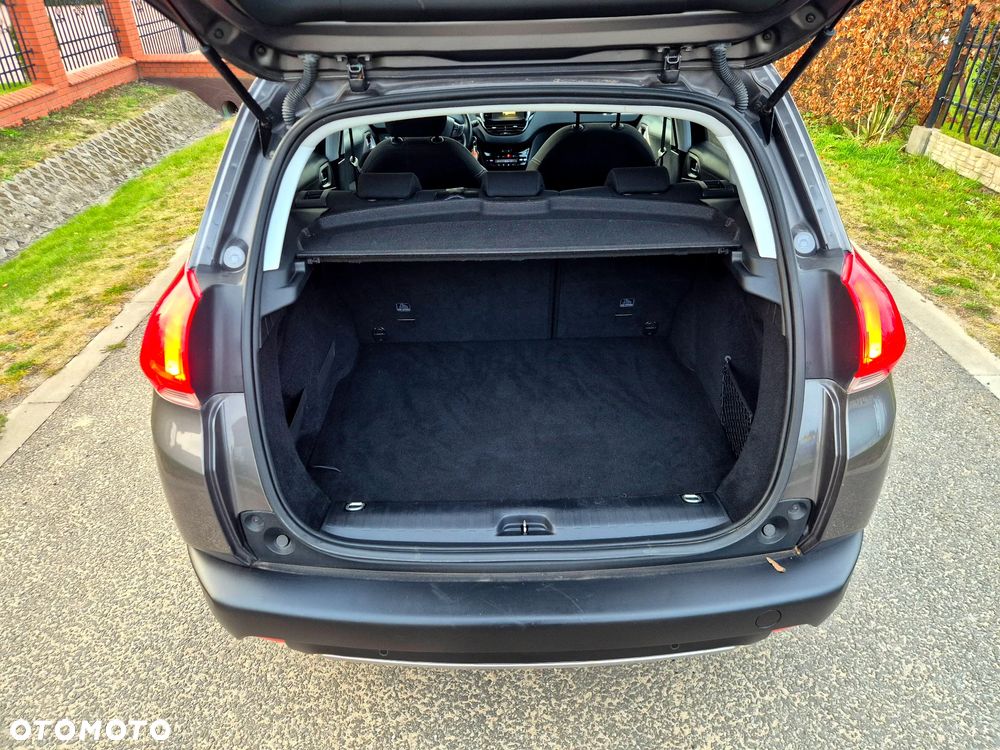 Peugeot 2008 PureTech 82 Style - 24