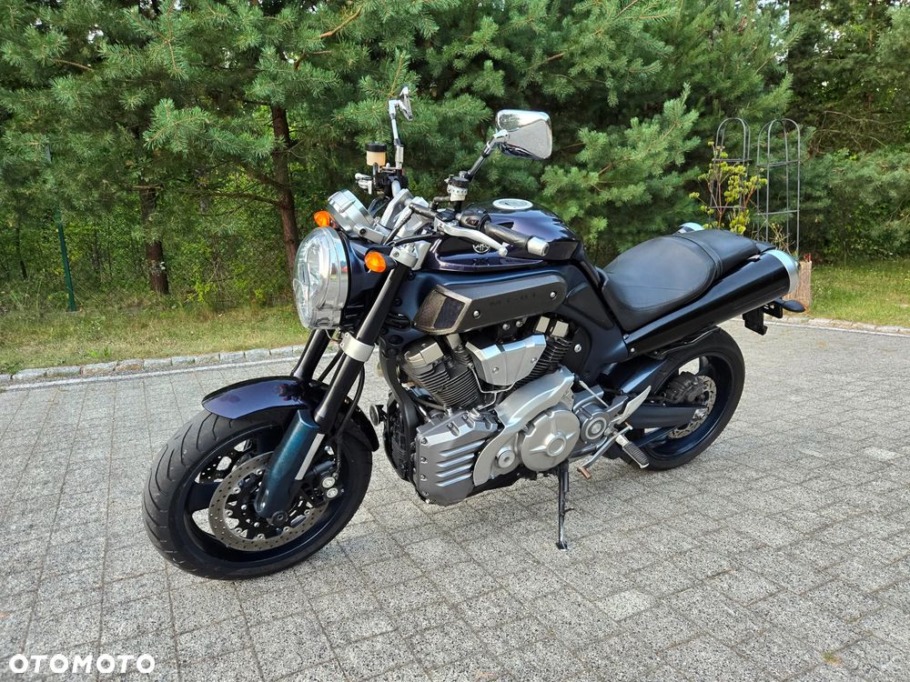 Yamaha MT - 11